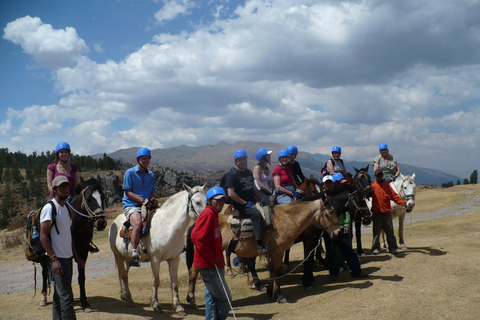 Cusco: półdniowa prywatna wycieczka konna wokół CuscoPółdniowa prywatna wycieczka konna wokół Cusco