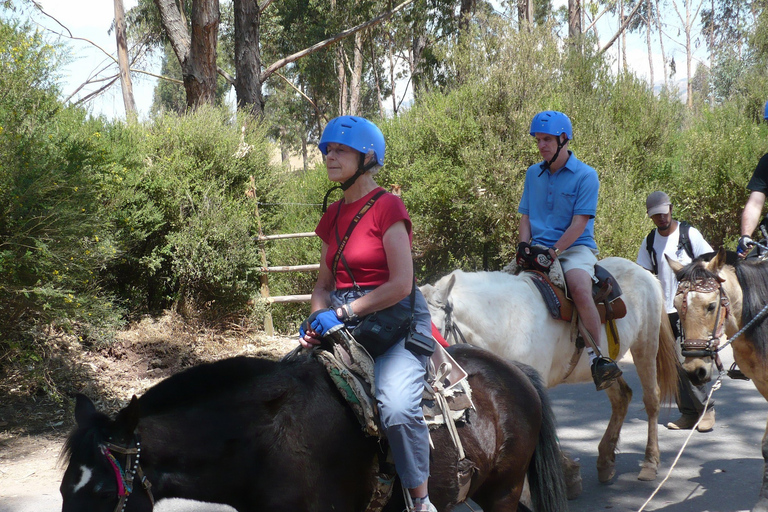 Cusco:Half-Day Private Tour Riding on Horseback Around Cusco Half-Day Private Tour Riding on Horseback Around Cusco