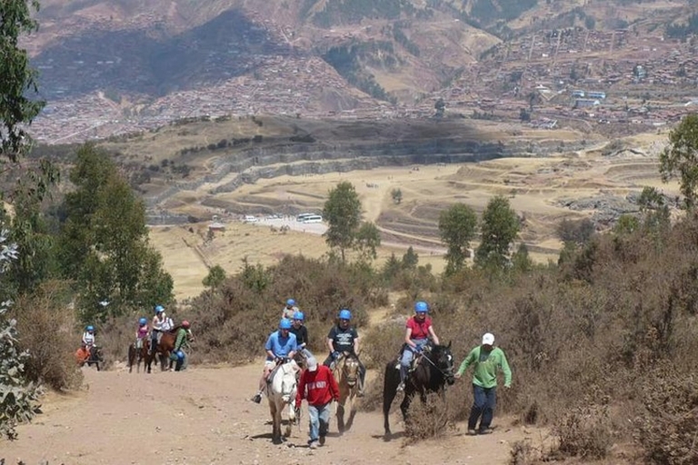 Cusco: półdniowa prywatna wycieczka konna wokół CuscoPółdniowa prywatna wycieczka konna wokół Cusco