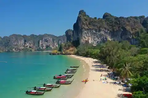 Krabi: Airport to Railay Beach Transfer with Boat Ride