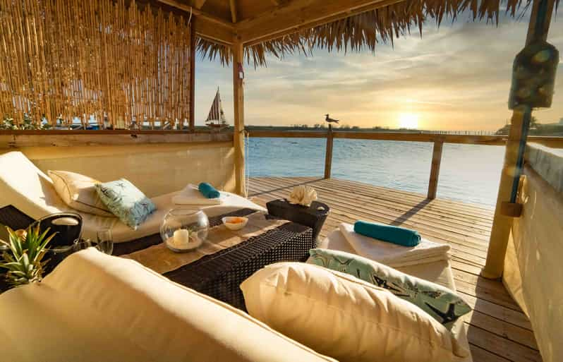 Pearl Island: Private Cabana mit Meerblick und Mittagessen