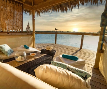 Pearl Island: Private Ocean View Cabana with Lunch
