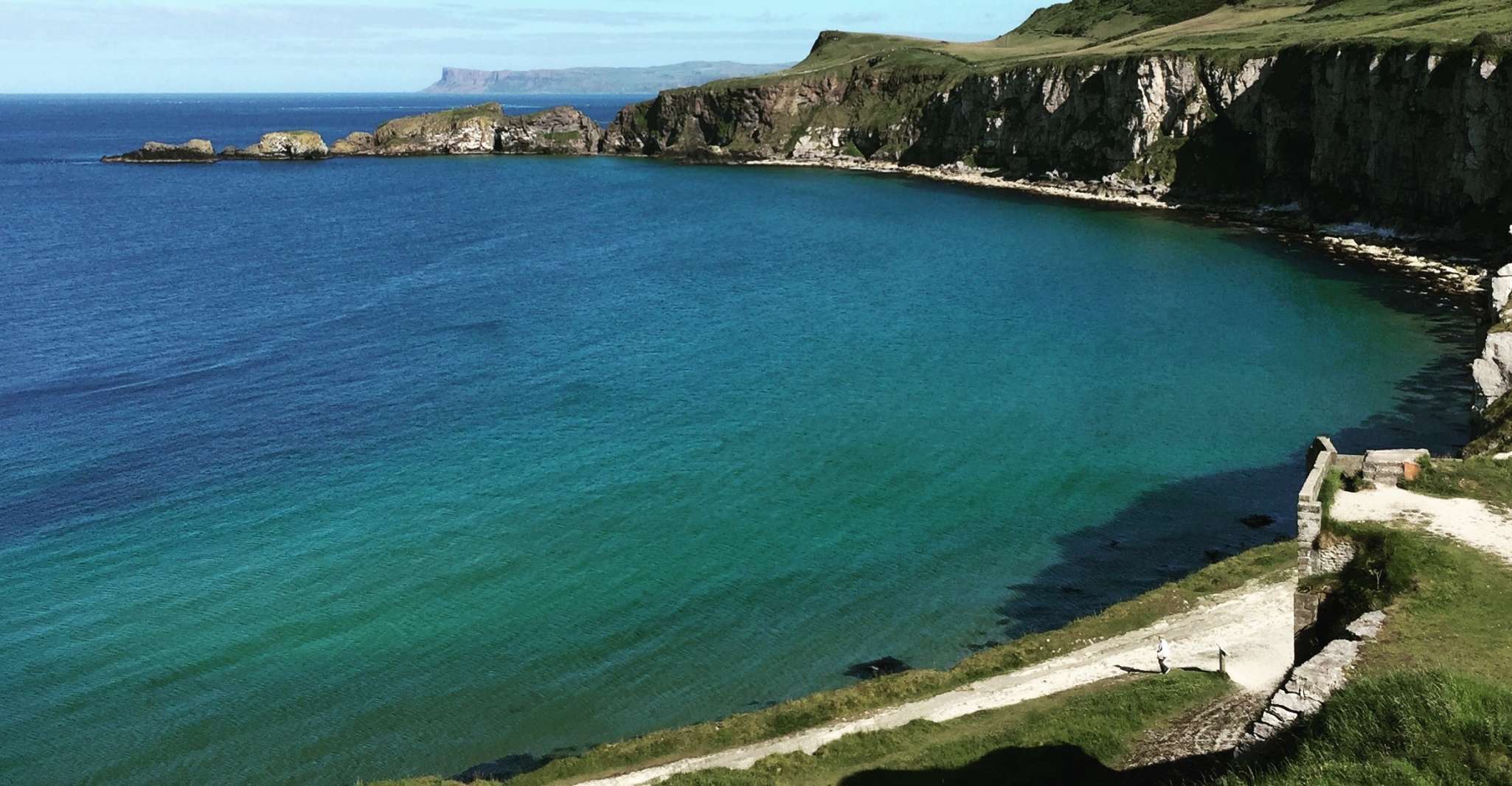 Game of Thrones, Filming Locations Tour - from Ballycastle - Housity