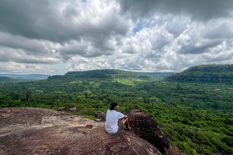 Siem Reap: Banteay Srei with Kulen Mountain & Picnic Lunch Private Tour