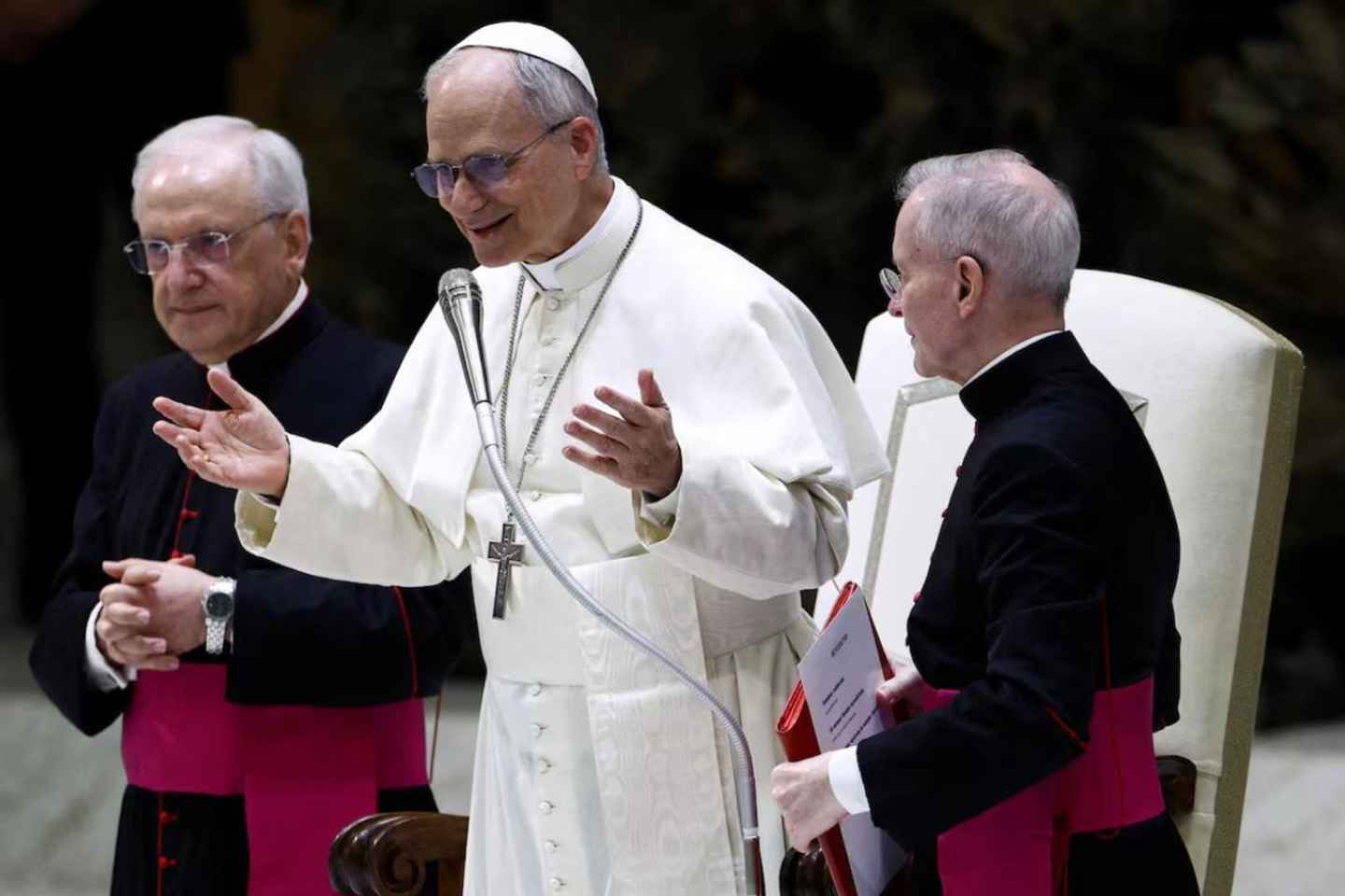 Vatican City: Papal Audience with St. Peter's Square Visit