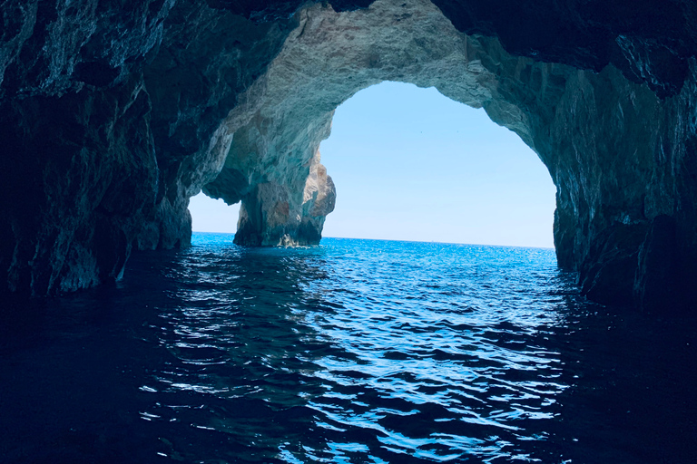 Porto Vromi : croisière vers Navagio, l'île aux tortues et les grottes de Keri