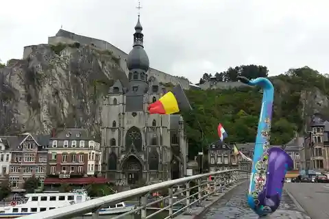 La route de l'amour et l'escapade romantique de Dinant