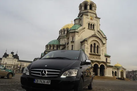 Transfer vom Flughafen Sofia zum Hotel in Sofia ODER umgekehrt
