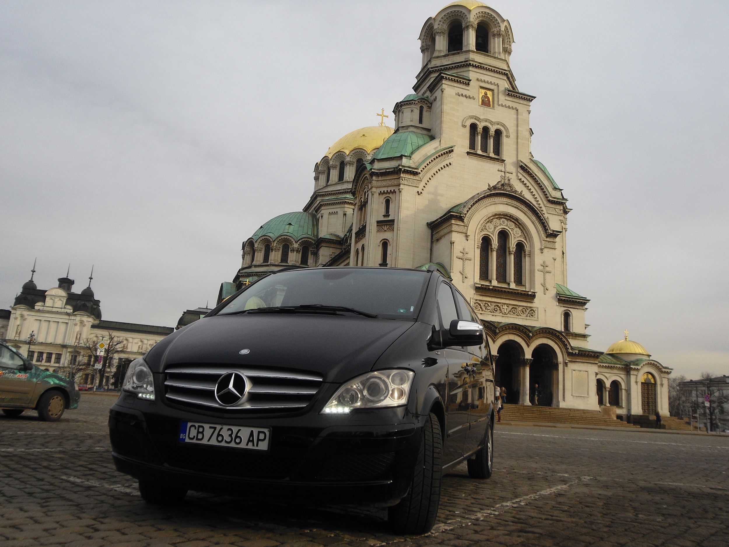 Transfer vom Flughafen Sofia zum Hotel in Sofia ODER umgekehrt
