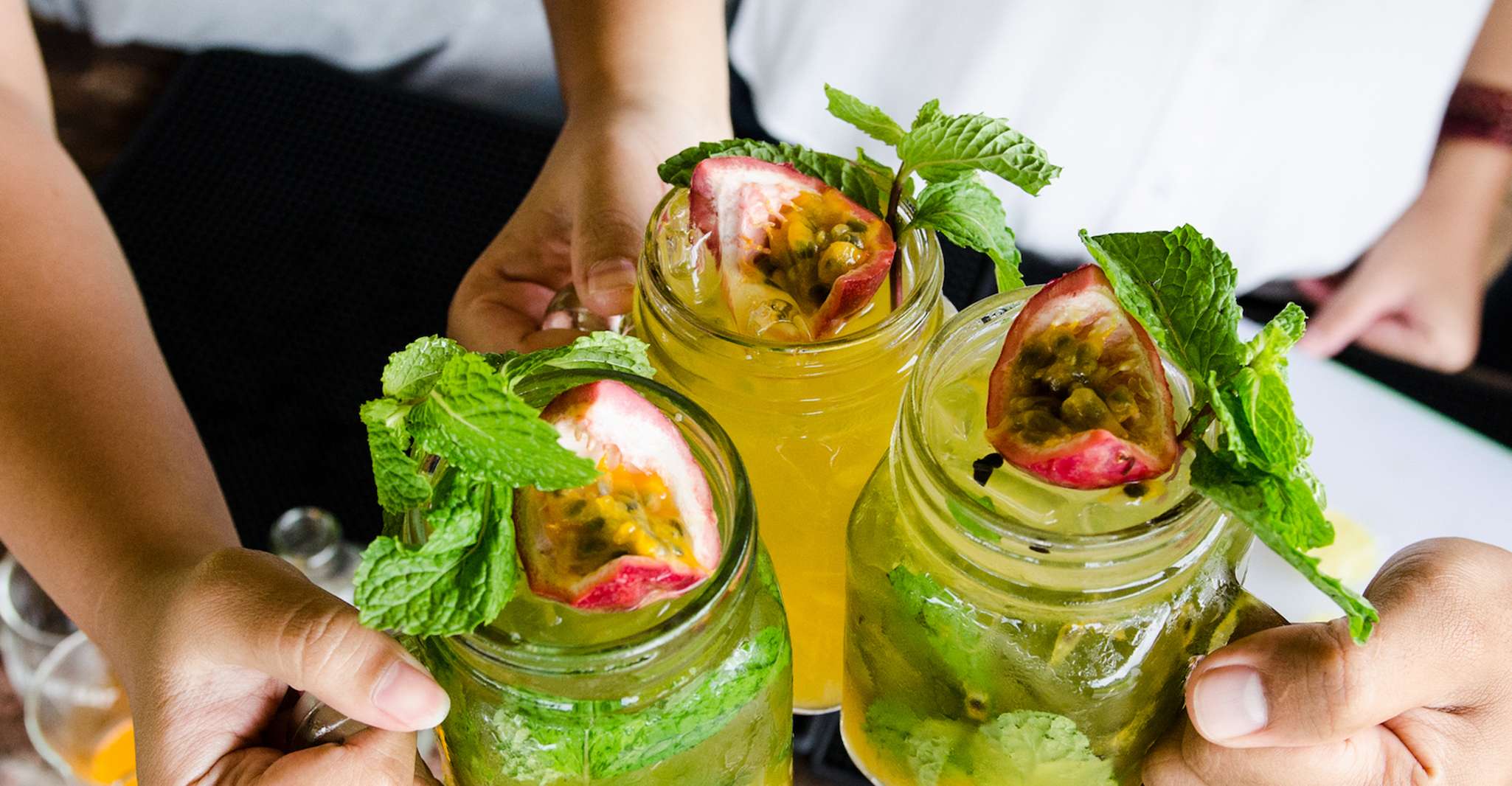 Phuket, Visite privée avec cocktail de rhum et vues sur le coucher du soleil - Hizvo