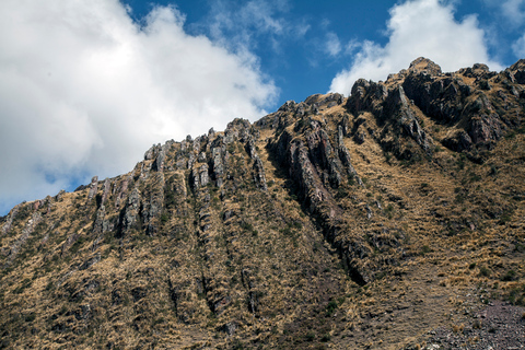 De Cusco: randonnée privée d'une journée à Huchuy Qosqo