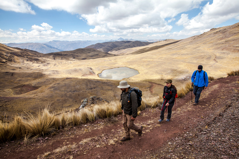 De Cusco: randonnée privée d'une journée à Huchuy Qosqo