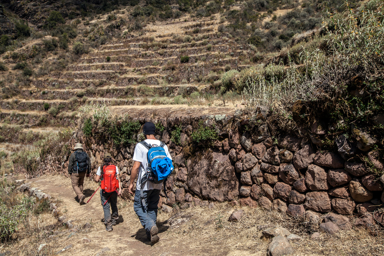 De Cusco: randonnée privée d'une journée à Huchuy Qosqo