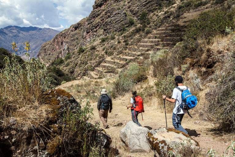 De Cusco: randonnée privée d'une journée à Huchuy Qosqo