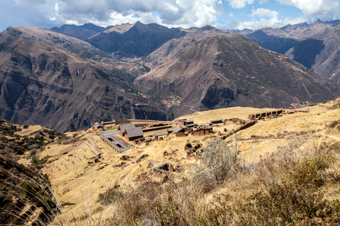 De Cusco: randonnée privée d'une journée à Huchuy Qosqo