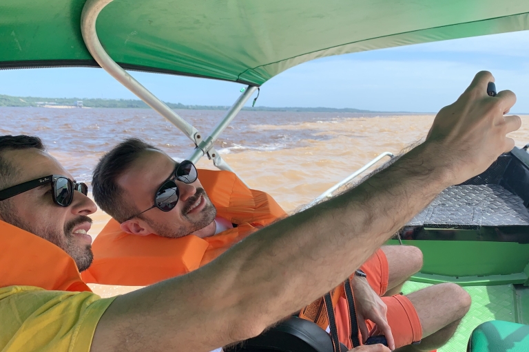 Amazonas: przejażdżka łodzią z lokalną AmazonkąRejs statkiem