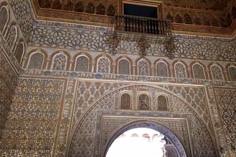 Seville: Alcázar, Cathedral and Giralda Tour with Tickets