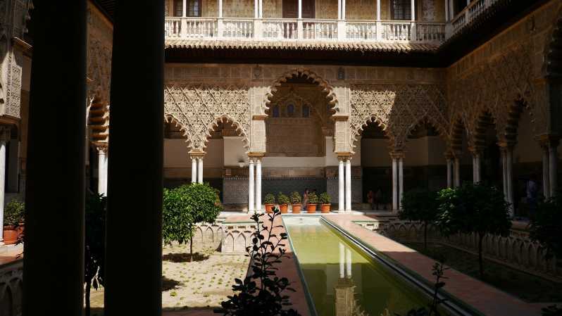 Sevilla: Royal Alcázar Skip-the-line guidet tur