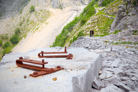 Dalla Toscana a Carrara: tour delle cave di marmo in jeep