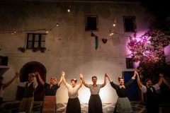 Fira, Santorin: Giechische Hochzeitsshow