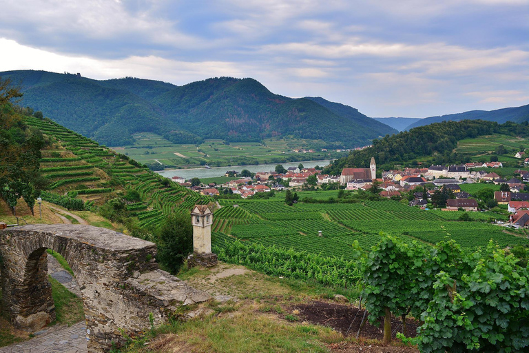 From Vienna: Wachau Valley Day Trip, Private Tour Premium Private Tour: V-Class Mercedes up to 5 passengers