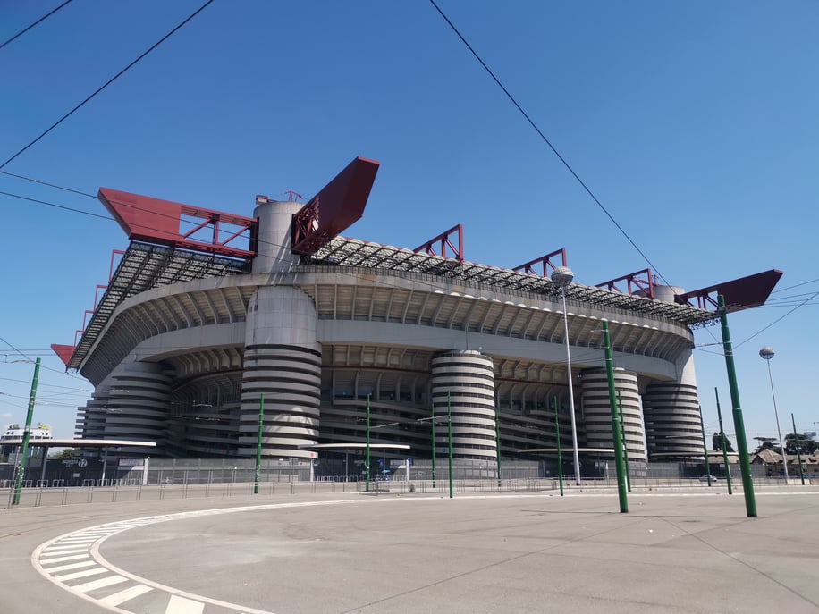 Mailand: San Siro ...