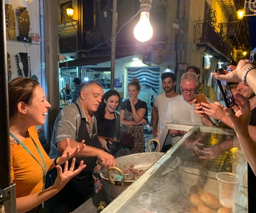 Palermo: Nachtelijke culinaire tour in kleine groep
