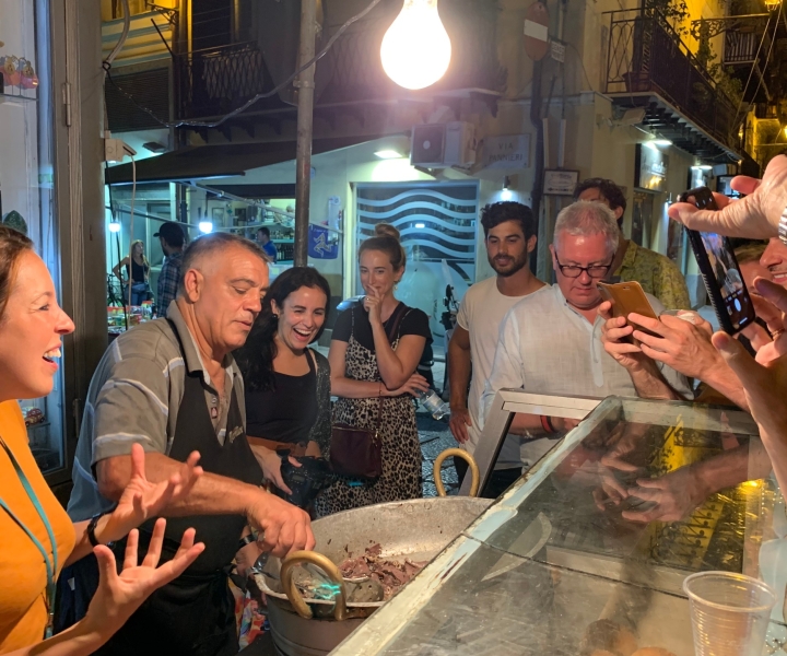 Palermo: Nocna wycieczka kulinarna w małej grupie
