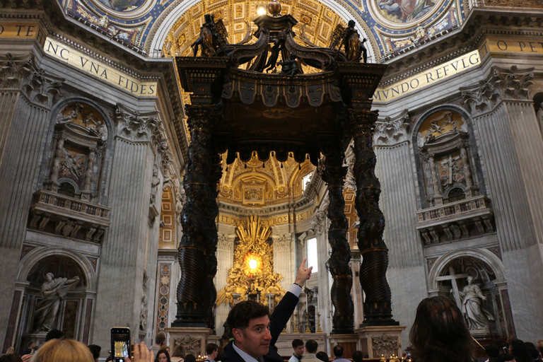 Rome : Musées du Vatican et basilique Saint-Pierre avec ascension du dômeRome : musée du Vatican, chapelle Sixtine et visite de Saint-Pierre