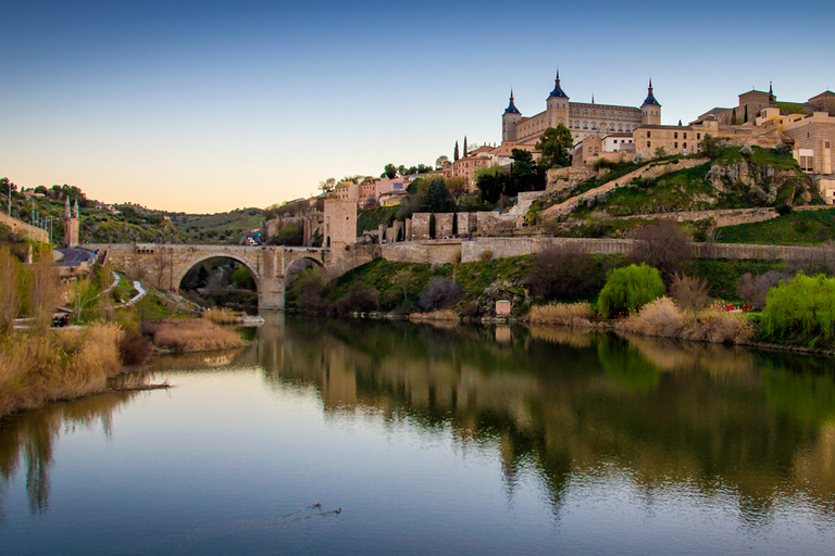 Toledo:Guided Walking Tour to Essential Monuments in Spanish Toledo: Guided Walking Tour to Essential Monuments