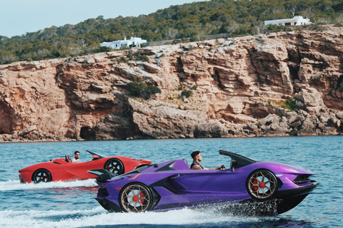 Excursie in JetCars - Supersportwagen SVJ of SF90 Water op IbizaExcursie van een halve dag in JetCar: Super watersportwagen op Ibiza