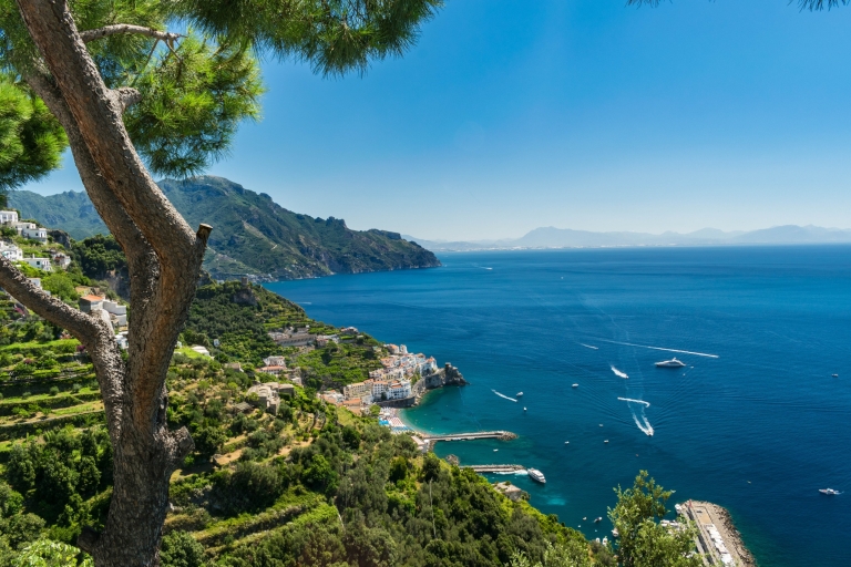 Van Sorrento: boottocht van een hele dag naar Positano en Amalfi