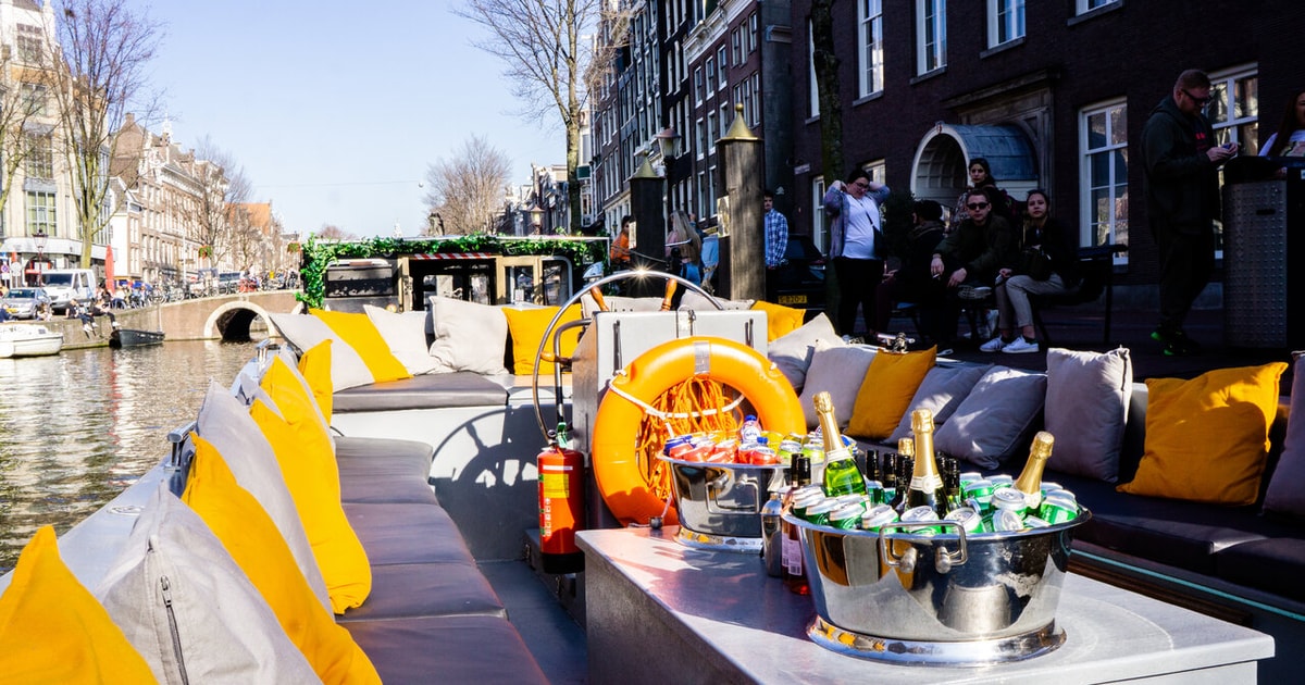 Amsterdam luxe rondvaart met drankjes GetYourGuide