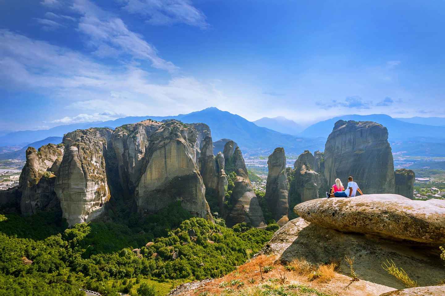 Athens: Meteora Monasteries Tour, Live Guide, Caves & Lunch - Private Tour with Lunch and Shared Bus Transfer