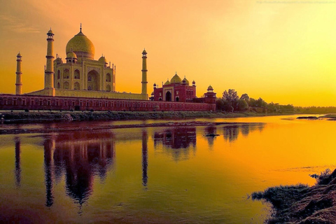 Überspringe die Warteschlange: Sonnenaufgang Taj Mahal & Agra Tour von JaipurAuto+Fahrer+Führer+Mittagessen+Eintrittsgebühr