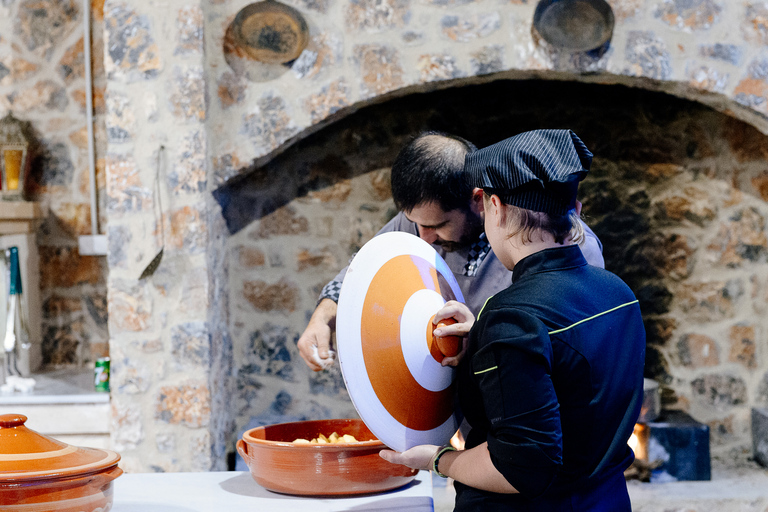 Kreta: rondleiding door de olijfoliefabriek, diner en traditionele dans