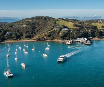 Depuis Auckland : Waiheke Island - billet aller-retour en ferry rapide