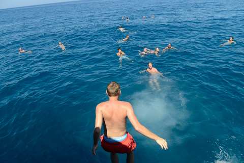 Rethymno: Piratenbootfahrt mit Schwimmstopps