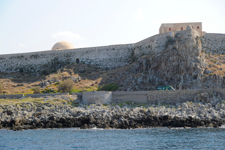 Rethymno: crucero en barco pirata con paradas para nadar