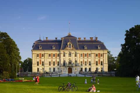 Pszcyna Castle & Wild Bison Farm
