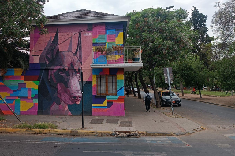 Yungay Neighborhood "Identity and cultural resistance in the heart of Santiago" Barrio Yungay "Identity and cultural resistance in the heart of Santiago".