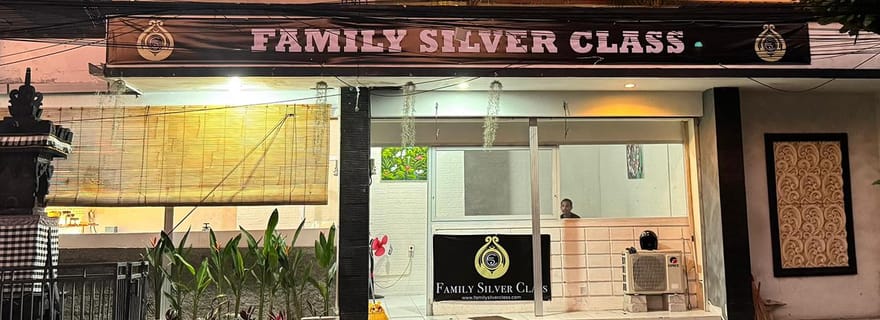 Bali : Atelier de fabrication de bijoux en argent à Seminyak