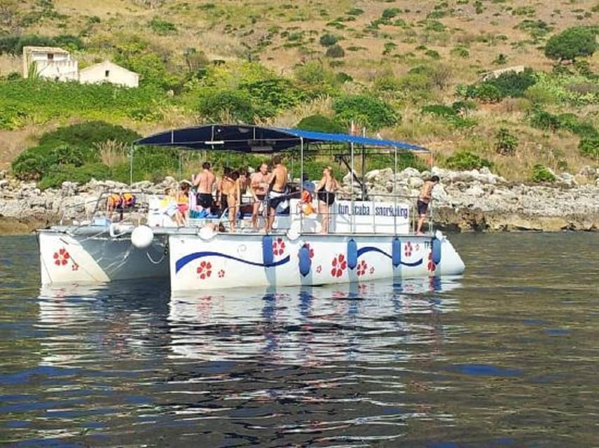 catamarano riserva dello zingaro