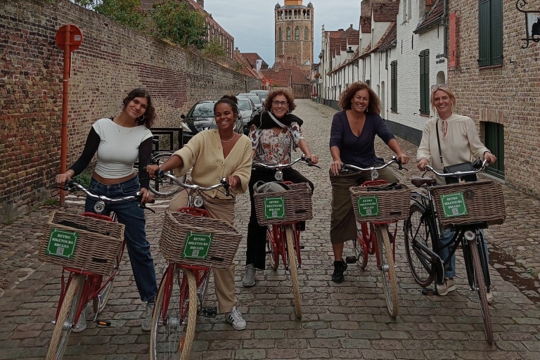 Bruges: Guided Retro Biketour: Highlights and Hidden Gems Bruges: Guided City Biketour, start in a Medieval Castle