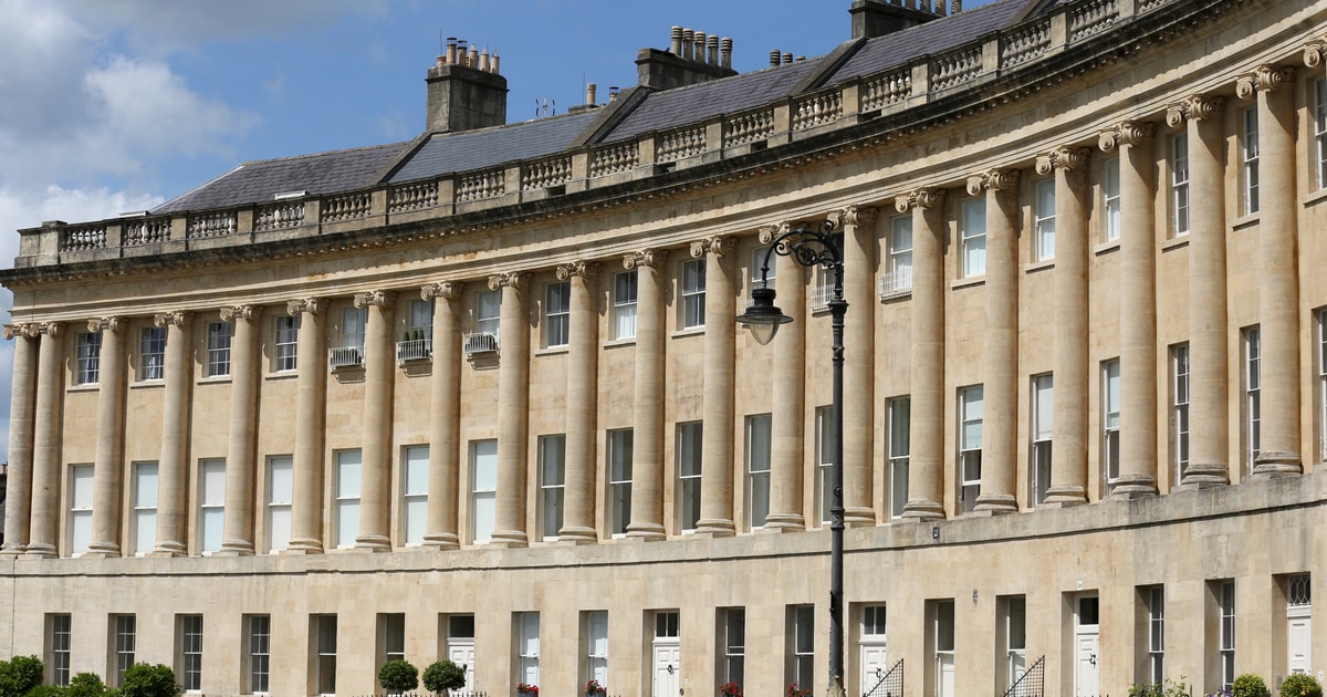 Bath: Bridgerton Filming Locations Walking Tour | GetYourGuide