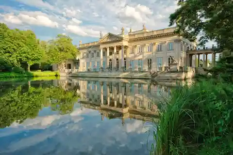 Visita privada y crucero sin esperas por el Parque y Palacio Lazienki