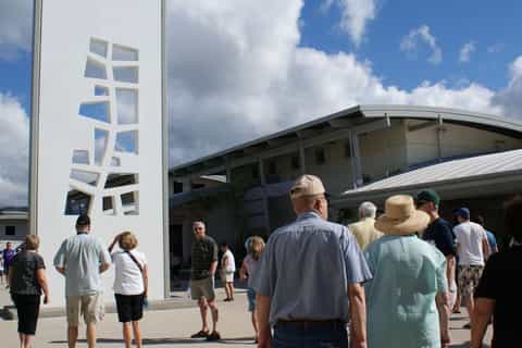 Oahu: USS Arizona Memorial Deluxe Tour