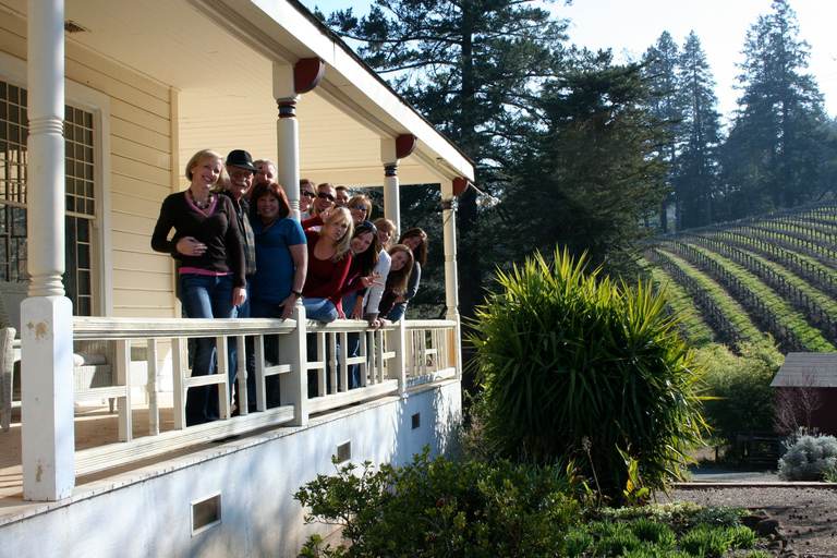 Napa Valley: Guided Wine Tour with Picnic Lunch