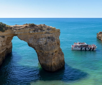 Algarve 3-Hour Caves and Coastline Boat Trip