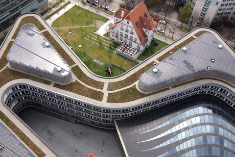 Munich: Segway or Bike Tour with English Garden and Palace